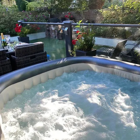Hot Tub Free Parking Large Edwardian Сasa de vacaciones