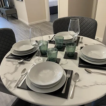 The Bailey Apartment