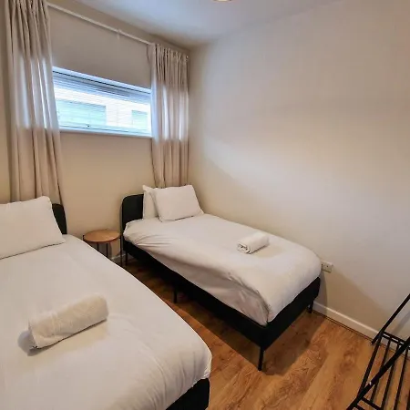 Free Parking Centre Flat By Superhost * Manchester