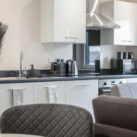 דירה Modern 2bd In מנצ'סטר