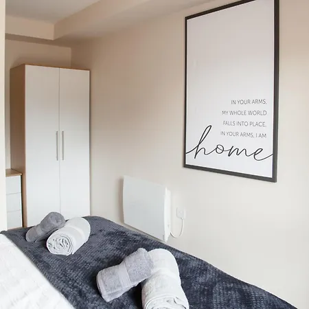 Modern 2bd In מנצ'סטר