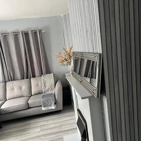 Hulme Apartment