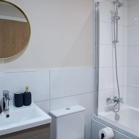 דירה Modern 2bd In מנצ'סטר