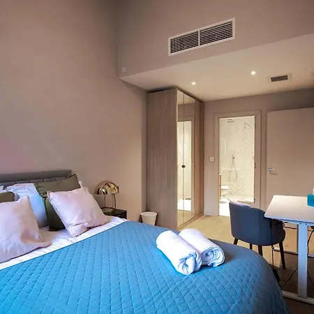 M1 Centre 3 Bed 3 Bath Luxe Penthouse Apartment Manchester