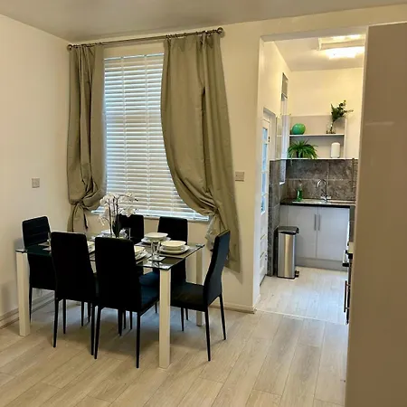 Dmk Haven * Manchester