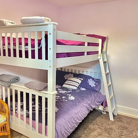 Séjour chez l'habitant Budget Private Bedrooms W Dedicated Bath Mediacity, Mufc Salford
