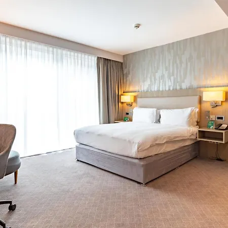 - Centre By Ihg Manchester