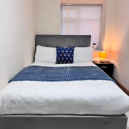 The Rich Living Apartment Manchester