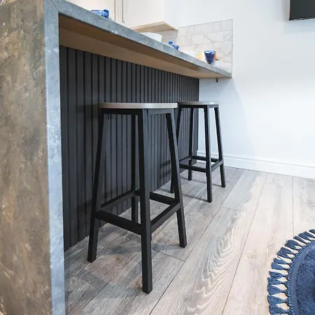 Cute, Comfortable & Classy Apartment Manchester
