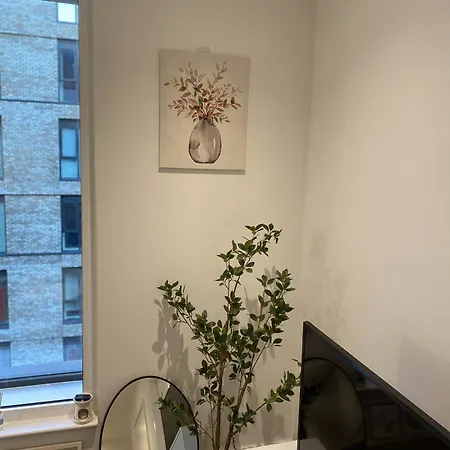 Apartment Terrace Retreat-cinema & Free Parking Manchester