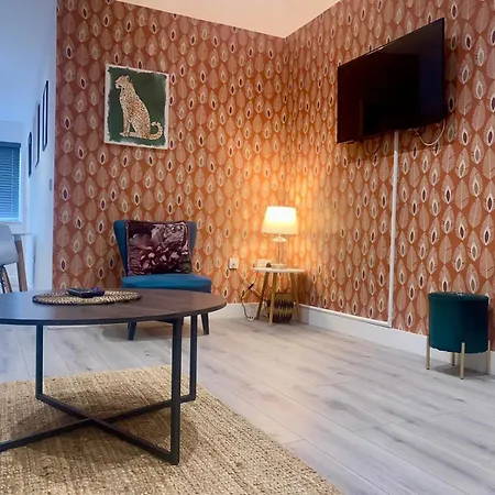 Apartment 2 *