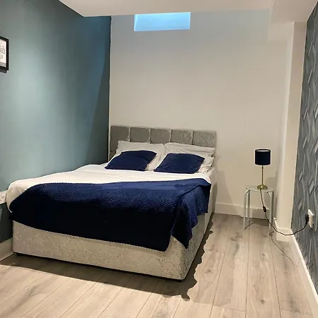 6 Apartment