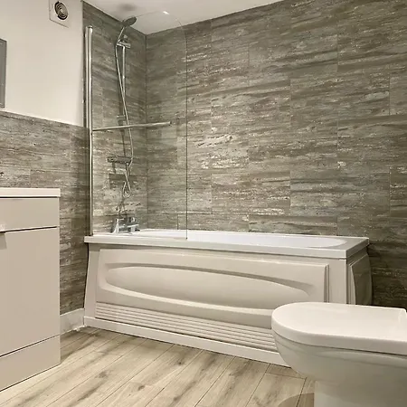 6 Apartment *