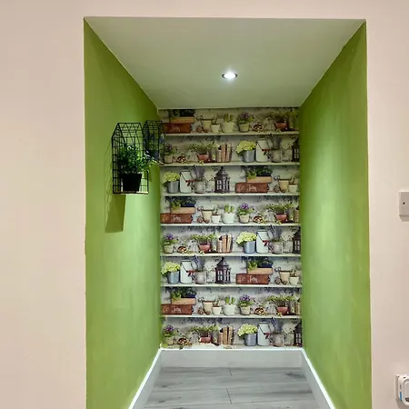 Apartment 6 *