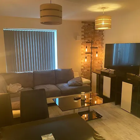 14-16 Whitworth Street