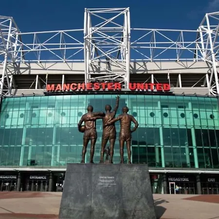 6 Guests House Old Trafford,media City,city Centre, Free Parking *