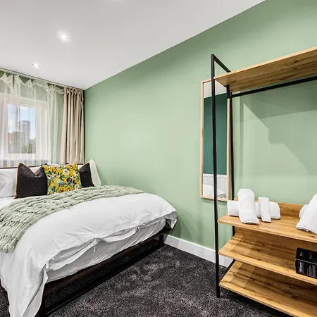 Amazonian Luxury Family Mcr Centre Etihad Free Parking Дом отдыха