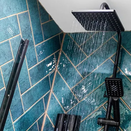 Amazonian Luxury Family Mcr Centre Etihad Free Parking Дом отдыха *