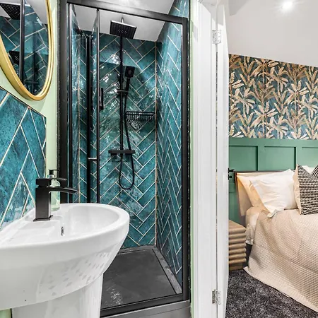 Amazonian Luxury Family Mcr Centre Etihad Free Parking *