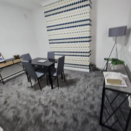 Spacious 6 Bed-r Great Amenities דירה מנצ'סטר