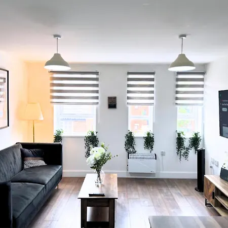 By Bevolve - Centre Apartamento *