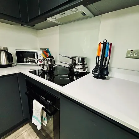 Conveniently Located One Bed In Old Trafford