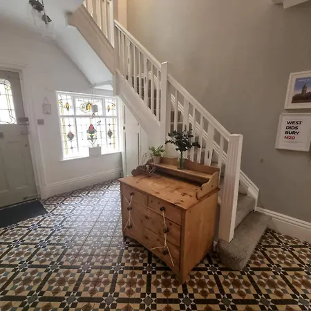Hot Tub Free Parking Large Edwardian *