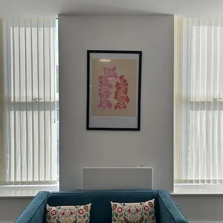Failsworth Luxury 3 With Free Parking Apartment *