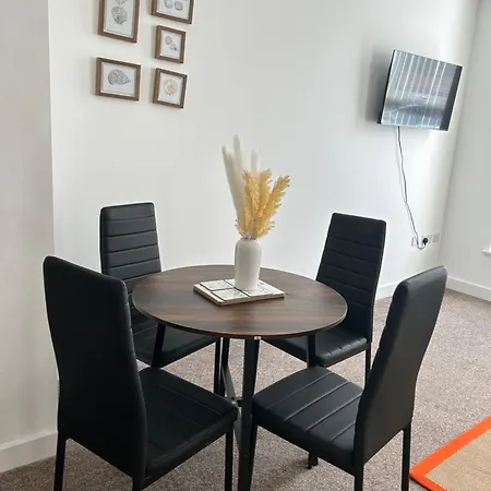Failsworth Luxury 3 With Free Parking Apartment