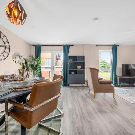 2 Bed Flat Manchester