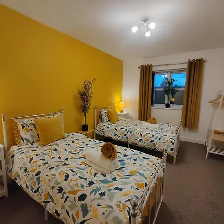 Lägenhet Luxury Two Bedroom With Parking Manchester