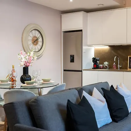 Spacious Loft Style 3 Bed Апартаменты Манчестер