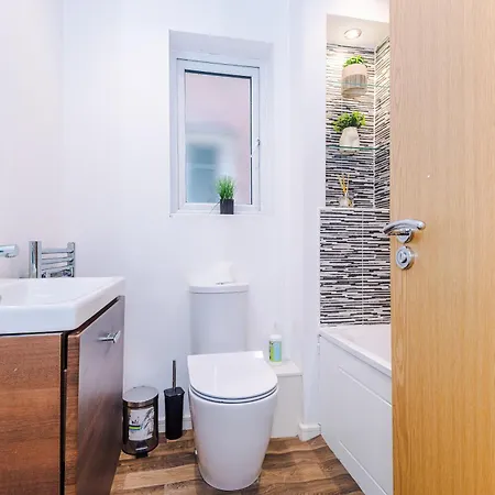 The Clover Townhouse Apartment *