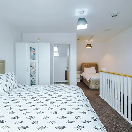 The Clover Townhouse