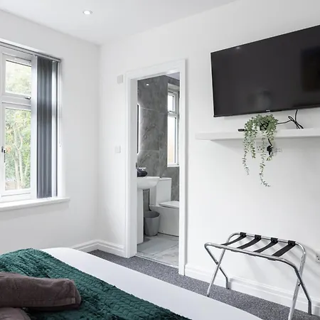 The Kent- Luxury Guest house
