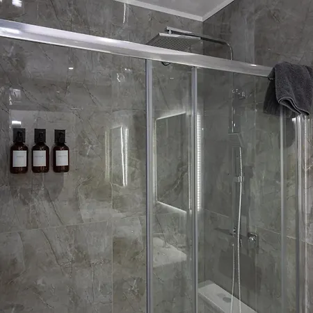 The Kent- Luxury *