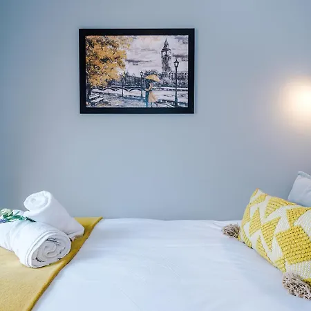 度假居 New! 3-bed Spacious In By 53 Degrees Property, Ideal For Groups, Free Parking!