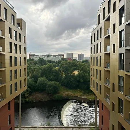 Large Modern 2bedroom Stunning River Irwell Views Apartment *