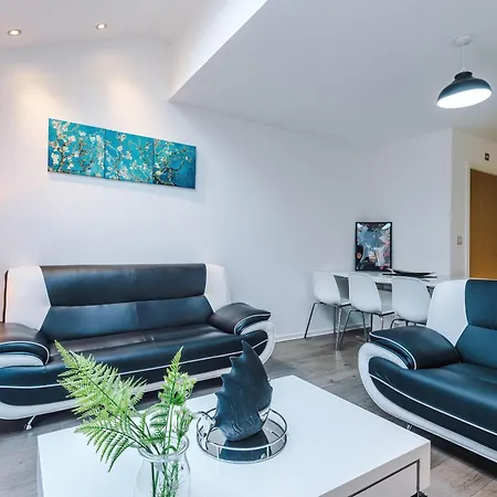 The Clover Townhouse 펜션 맨체스터