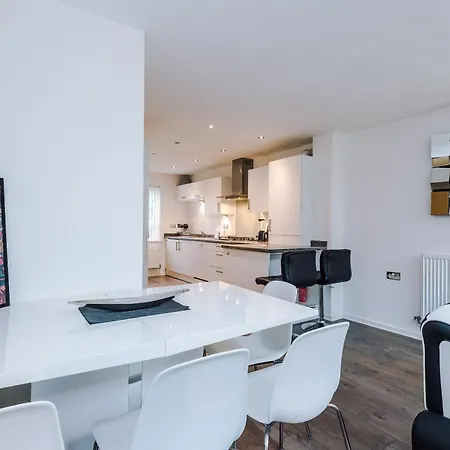 Dom wakacyjny The Clover Townhouse