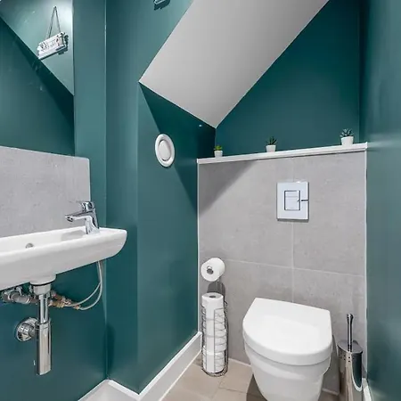 Stylish Modern Manchester