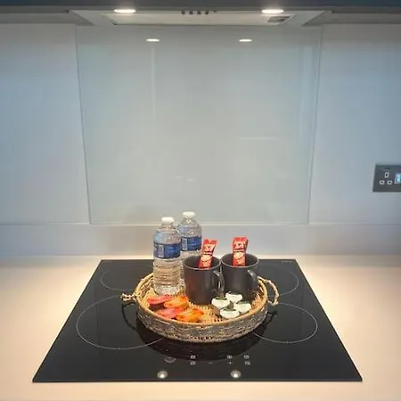 아파트 Modern Stylish 1 Bed *