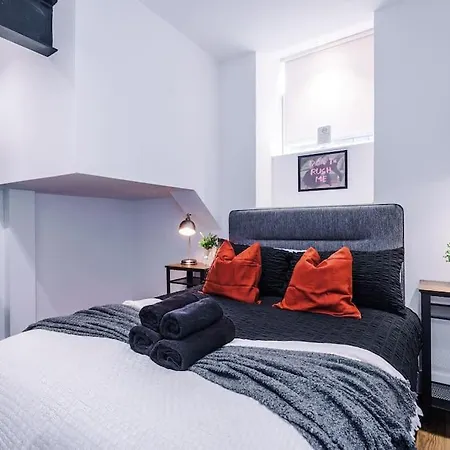 Incredible 3bed Townhouse, Rooftop Patio, Sleeps 6 アパート マンチェスター