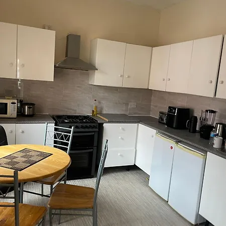 Luxestay - Old Trafford Homestay Manchester