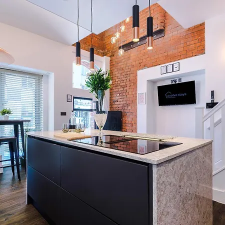 Apartment Incredible 3bed Townhouse, Rooftop Patio, Sleeps 6 Manchester