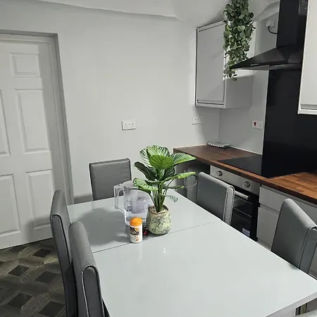 Worem House 1 Guest house Manchester