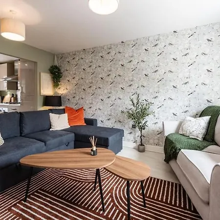 Сasa de vacaciones Modern House 2 Bedroom 5 Beds