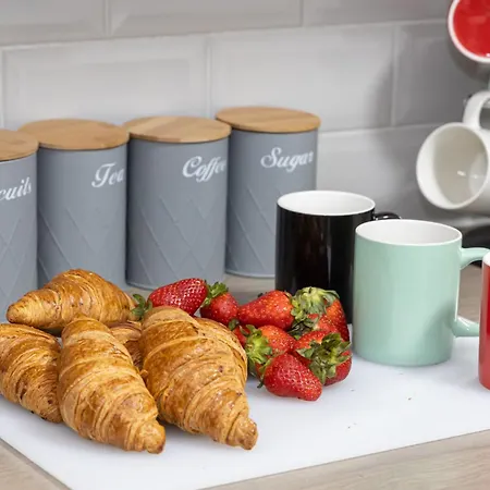 別荘 Huge 6br Sleeps 12 Near City!