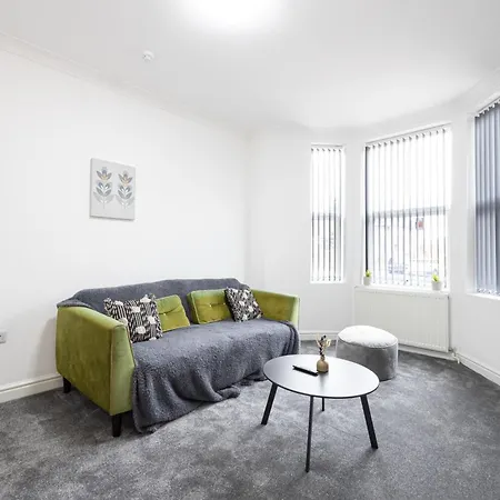Modern Spacious 6bd Haven 8 Min From Centre * Manchester