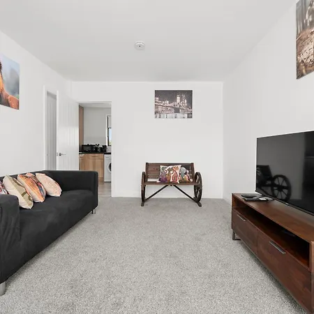 52 Furnival Road,